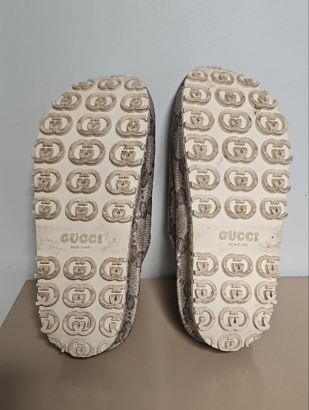 Gucci GG Monogram Platform Slide Sandals Size 38/7.5-8 - Picture 12 of 16